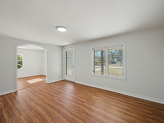 5th image of 607 16th Ave