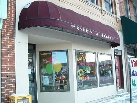 1st image of 908 Superior Ave