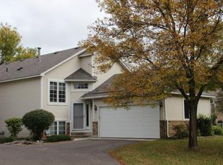 3649 Sussex Pl, Minnetonka, MN 55345