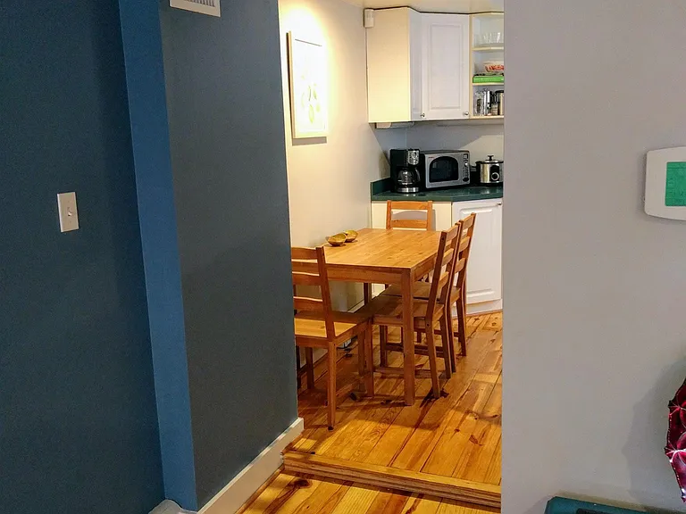 317 S Washington St — Photo 6