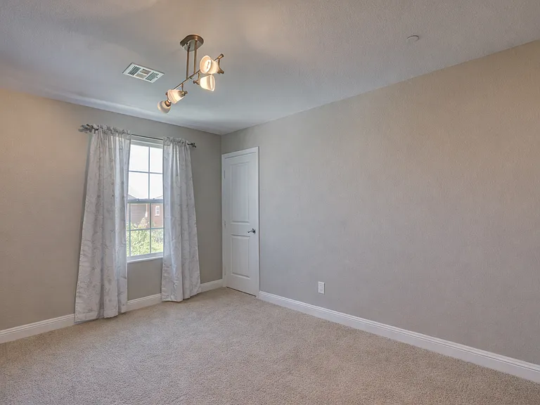3191 Sisley Garden Ave — Photo 7