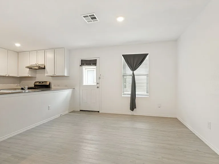 7231 Duck Pond — Photo 11