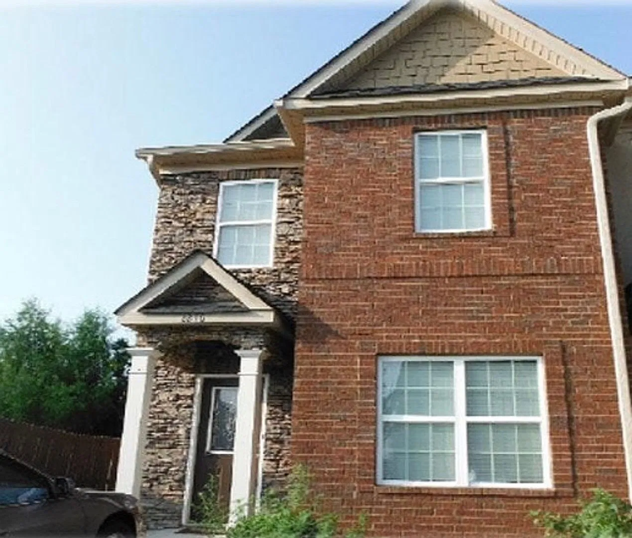 4 Bedroom 3 1/2 Bath townhome in Augusta — Photo 1