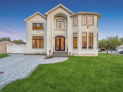 2 Eva Lane, Plainview, NY, 11803