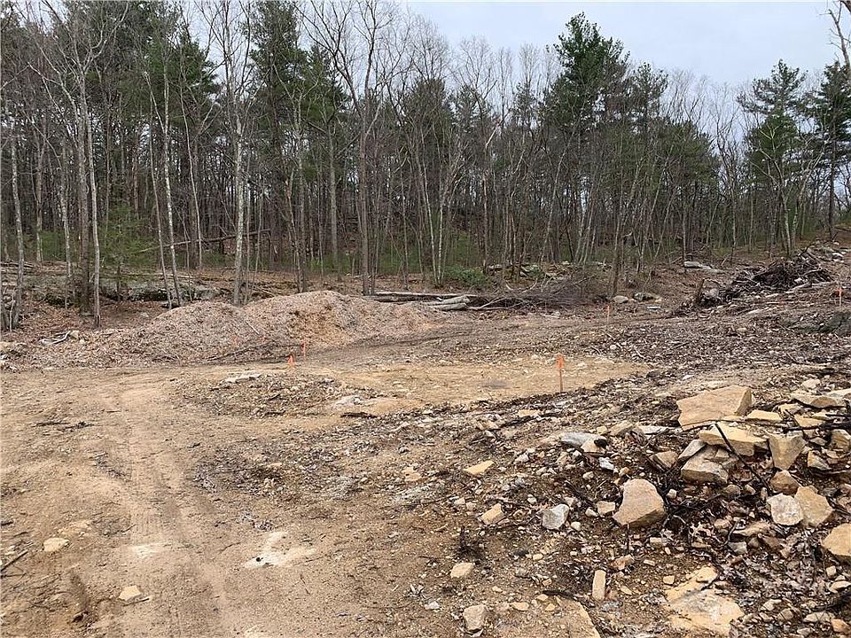 2nd image of 110 Reservoir Rd
