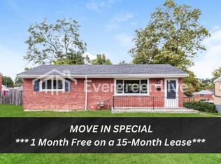 154 Riddle Rd, Cincinnati, OH 45215