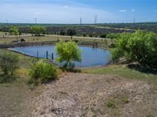 1214 Railroad St, Maxwell, TX 78656