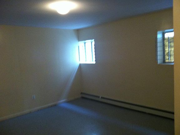 2nd image of 1901 Arnow Ave