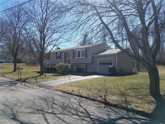 2nd image of 21 Shelley Dr