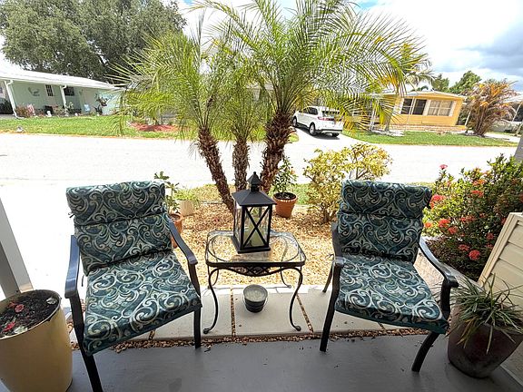 4th image of 7416 Sandcastle Dr
