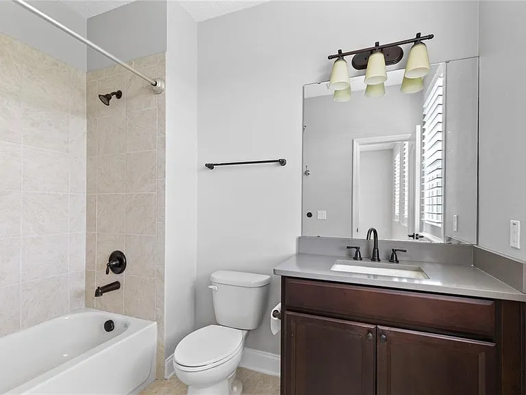 8631 Laureate Blvd — Photo 22