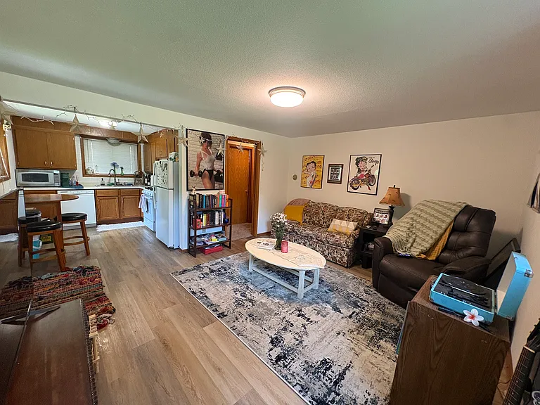 1258 N Eustis St — Photo 4