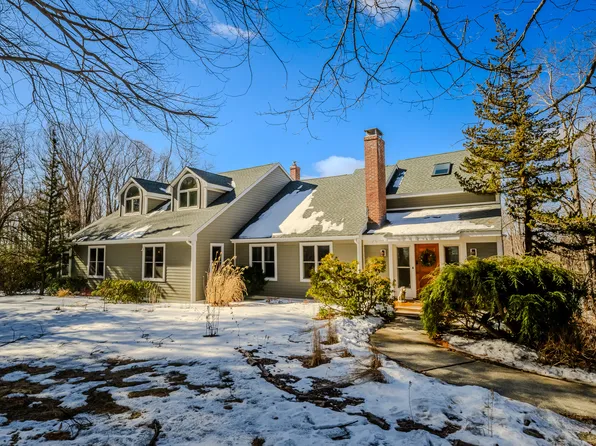 110 South Road, Winchester, CT 06098