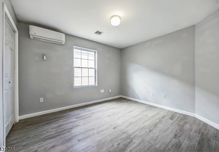 708 Ocean Ave #1 — Photo 11