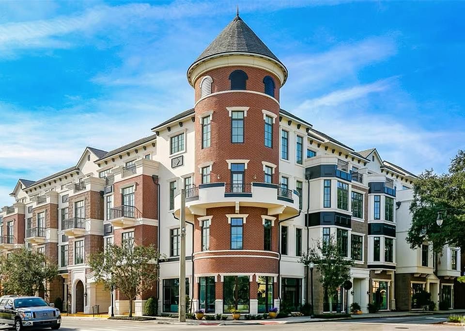 1st image of 100 S VIRGINIA AVENUE #314