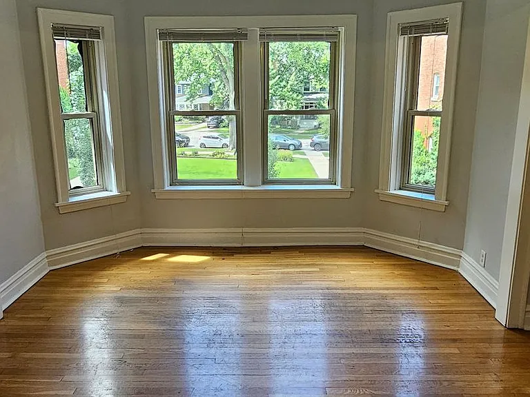 2247 Ridge Ave — Photo 16