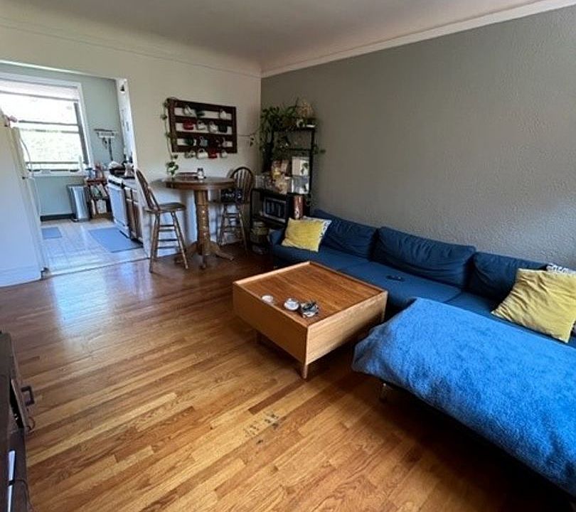 1st image of 4514 N Paulina St APT 2W