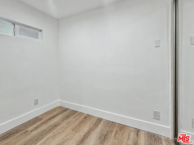 2139 Holly Dr — Photo 21