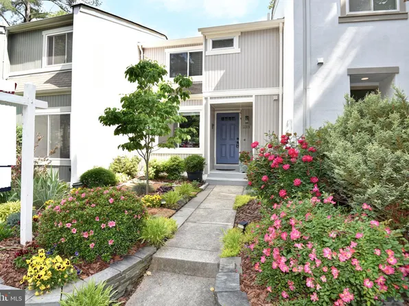 2351 Generation Dr, Reston, VA 20191