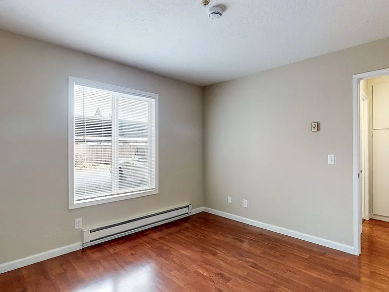 2305 McBride Ln — Photo 21