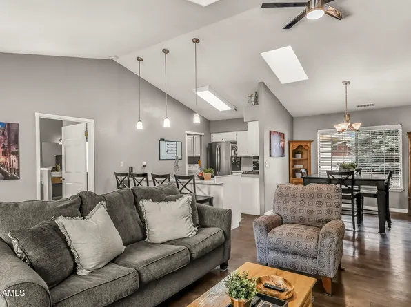 2590 N Fox Run Dr, Flagstaff, AZ 86004