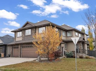 1254 Adamson Dr SW, Edmonton, AB T6W 1Z4