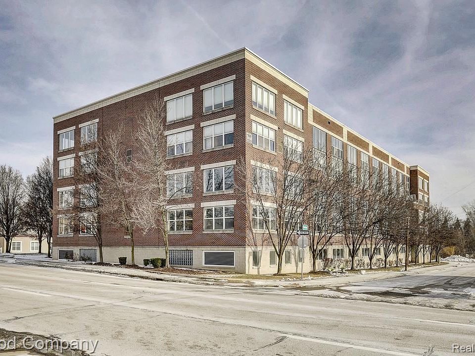 1st image of 98 N Gratiot Ave