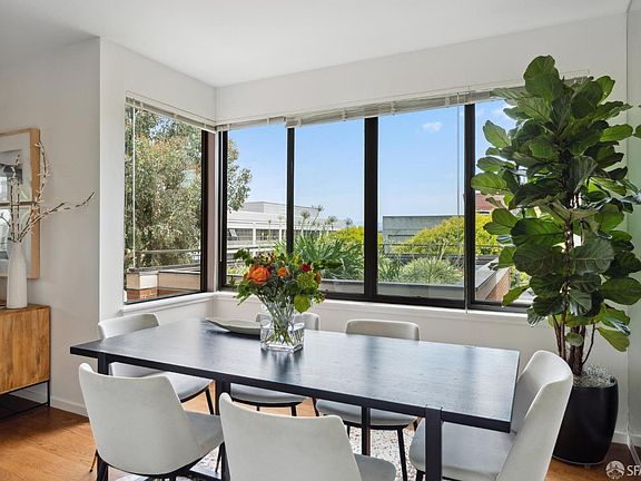 4th image of 101 Lombard St APT 103E