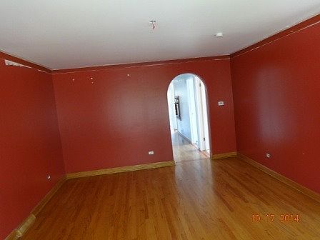 3rd image of 9433 S Massasoit Ave