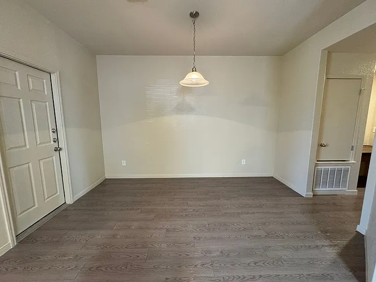 5804 Rustler Dr — Photo 7