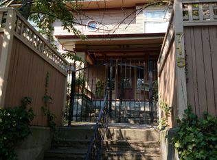 715 15th Ave E, Seattle, WA 98112