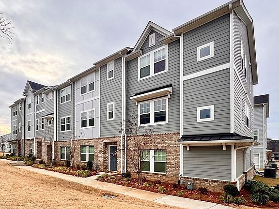 2nd image of 4513 Millennium Ave