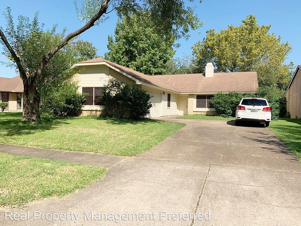 1st image of 15606 Empanada Dr