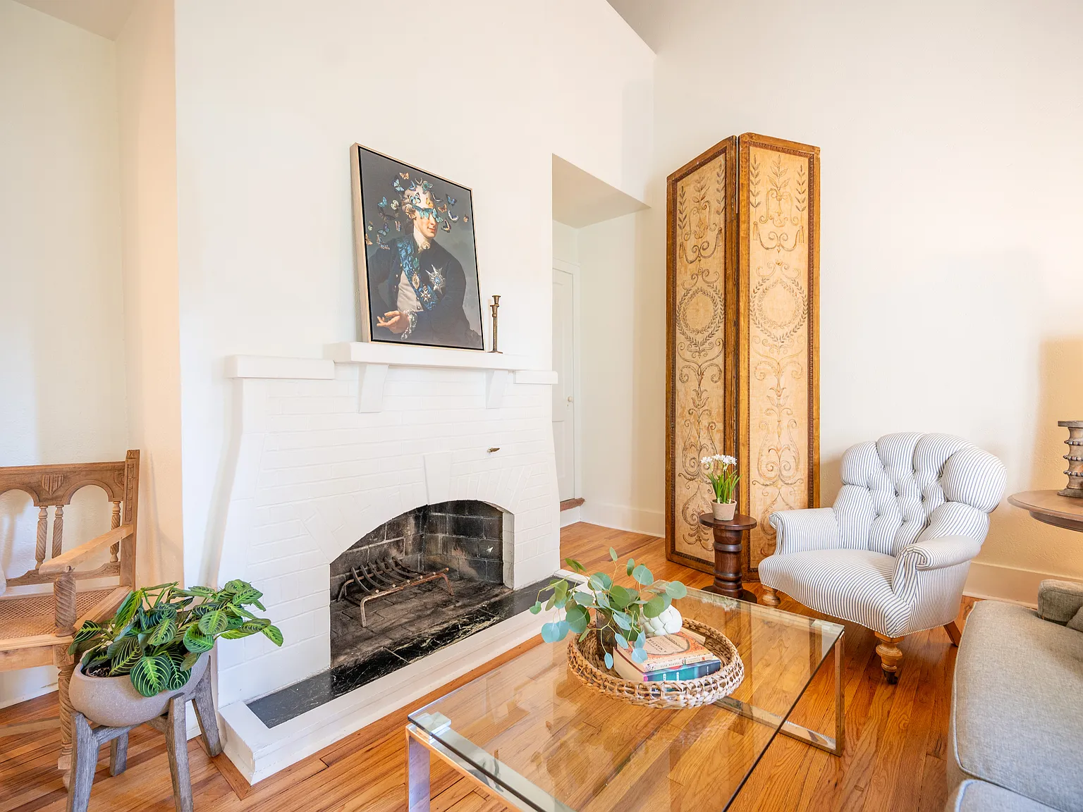 5 bed, 2133 sqft, $3,750 — Photo 4