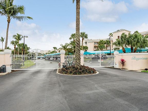 3rd image of 5750 NE Island Cove Way #3103
