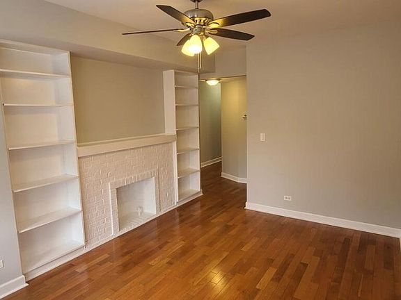 4th image of 4845 N Rockwell St #3