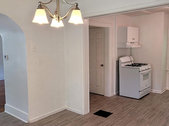 3rd image of 1707 Eastern Ave SE