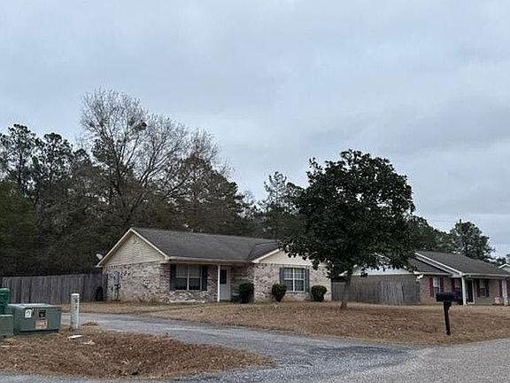 2nd image of 22034 Rayvan Ln