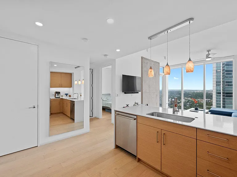301 West Ave #2902 — Photo 13