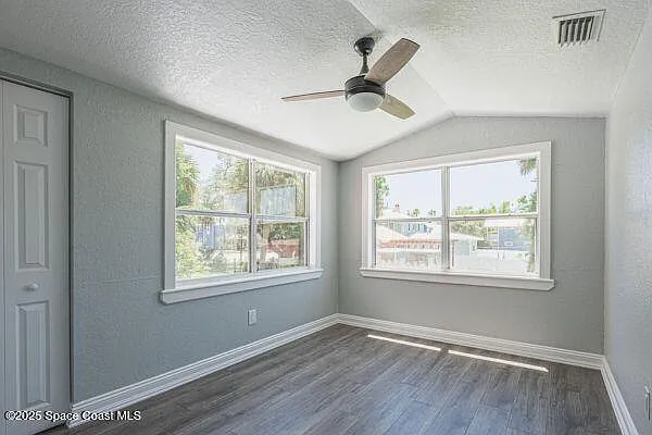693 Law St #B — Photo 4