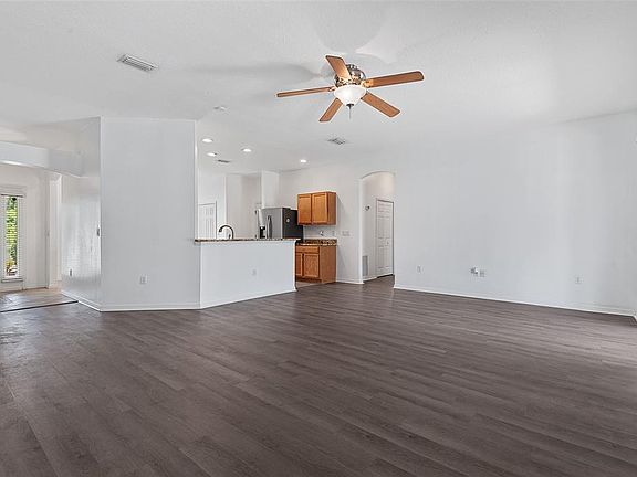 5th image of 54 PARKVIEW DRIVE