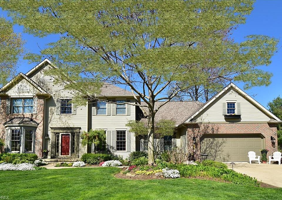 1st image of 616 Parkside Dr