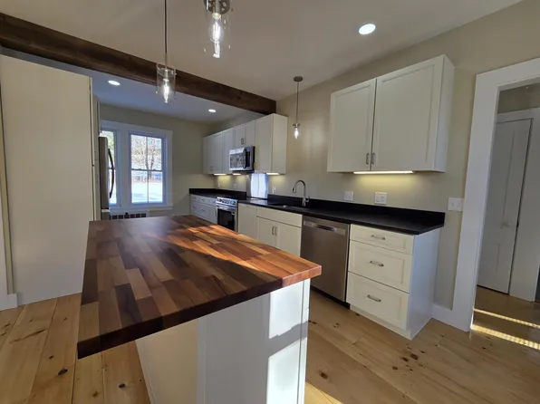 476 Winthrop Center Road, Winthrop, ME 04364