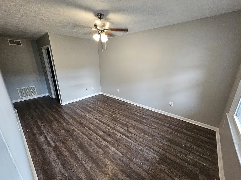 222.5 Lanier Dr #503 — Photo 2