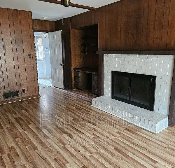 4757 Fellswood Dr — Photo 9