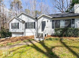 5315 Oaks Landing Ct, Buford, GA 30518