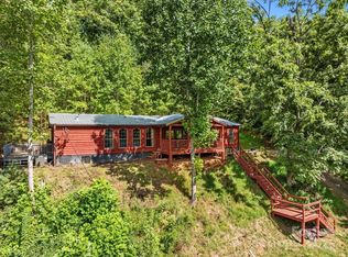 24 Libby Dr #6, Weaverville, NC 28787