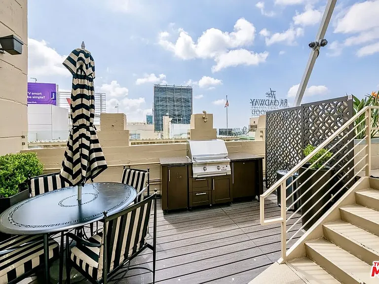 6253 Hollywood Blvd #1202 — Photo 22