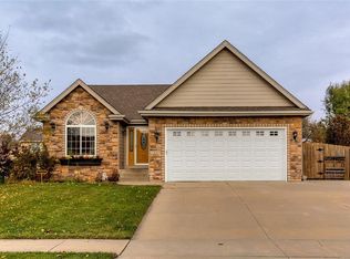 3209 SW Prairie View Rd, Ankeny, IA 50023