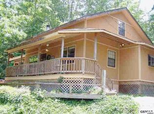 2817 Mountain View Cir, Sevierville, TN 37862